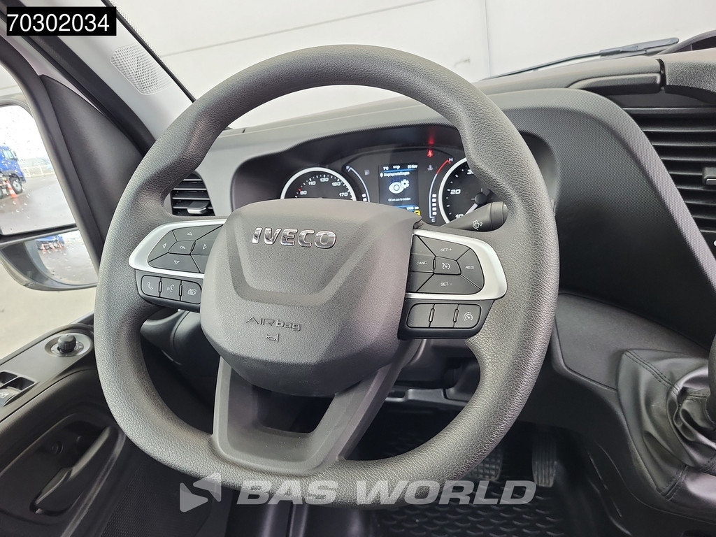 Iveco Daily 35S16 3.0L Automaat L3H2 3,5t Trekhaak 160PK Airco Cruise Euro6 L3 Airco Trekhaak Cruise control 17