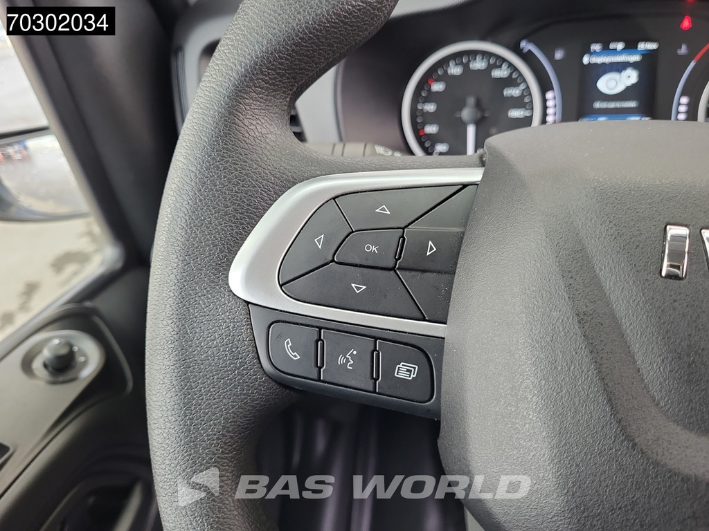 Iveco Daily 35S16 3.0L Automaat L3H2 3,5t Trekhaak 160PK Airco Cruise Euro6 L3 Airco Trekhaak Cruise control 18