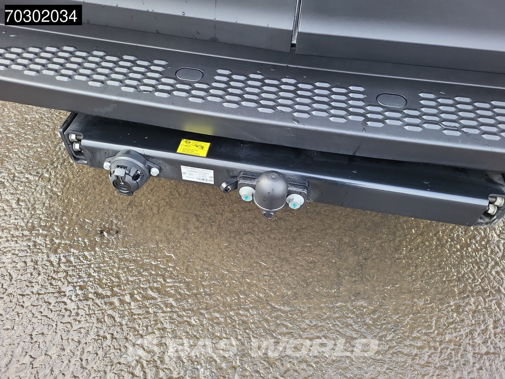 Iveco Daily 35S16 3.0L Automaat L3H2 3,5t Trekhaak 160PK Airco Cruise Euro6 L3 Airco Trekhaak Cruise control 9