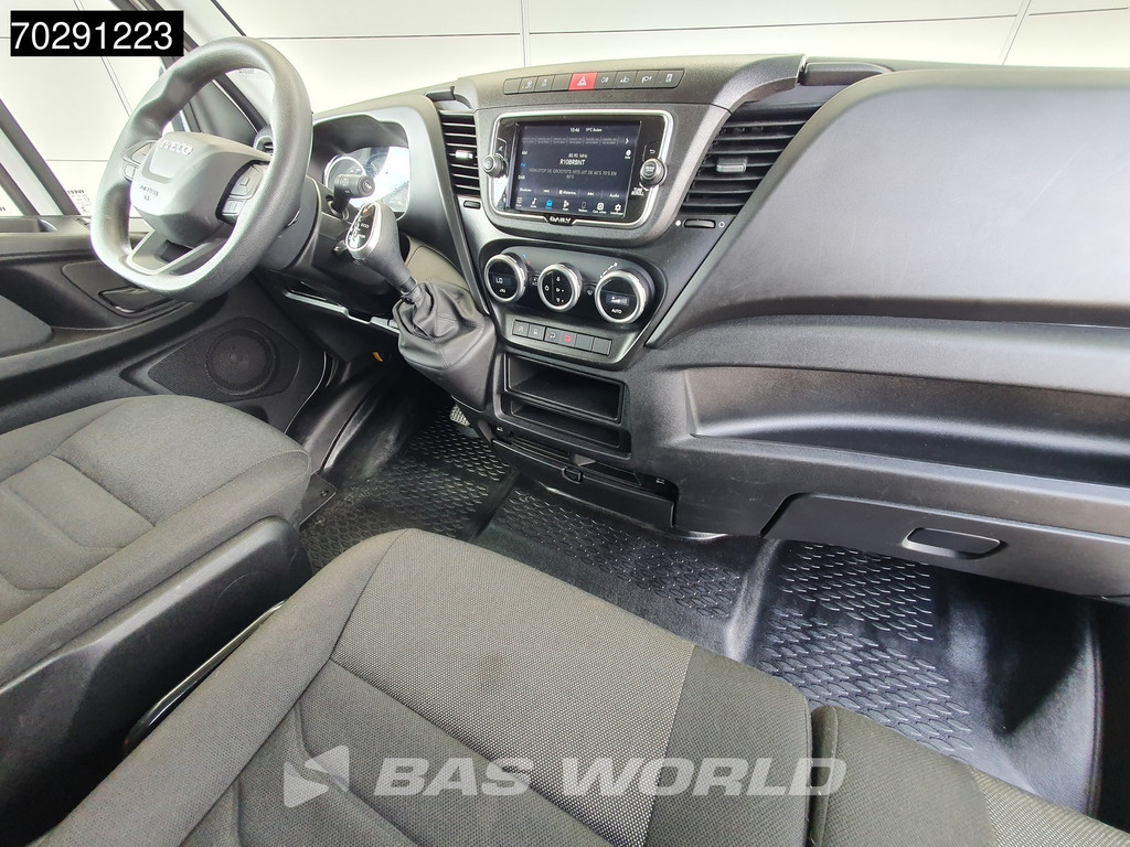 Iveco Daily 35S16 Automaat Bakwagen Achterdeuren 160PK Airco Camera Euro6 Meubelbak Koffer 21m3 Airco 10