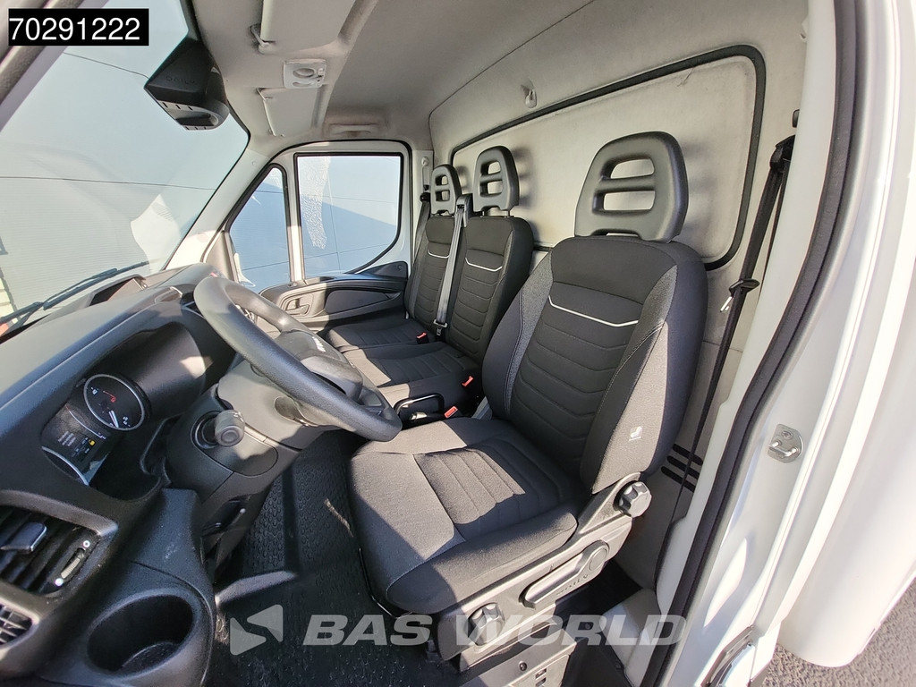 Iveco Daily 35S16 Automaat Bakwagen Achterdeuren 160PK Airco Camera Euro6 Meubelbak Koffer 21m3 Airco 10