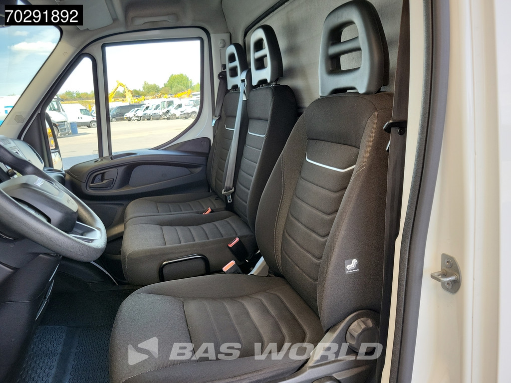 Iveco Daily 35S16 Automaat Bakwagen Achterdeuren 160PK Airco Camera Euro6 Meubelbak Koffer 21m3 Airco 10