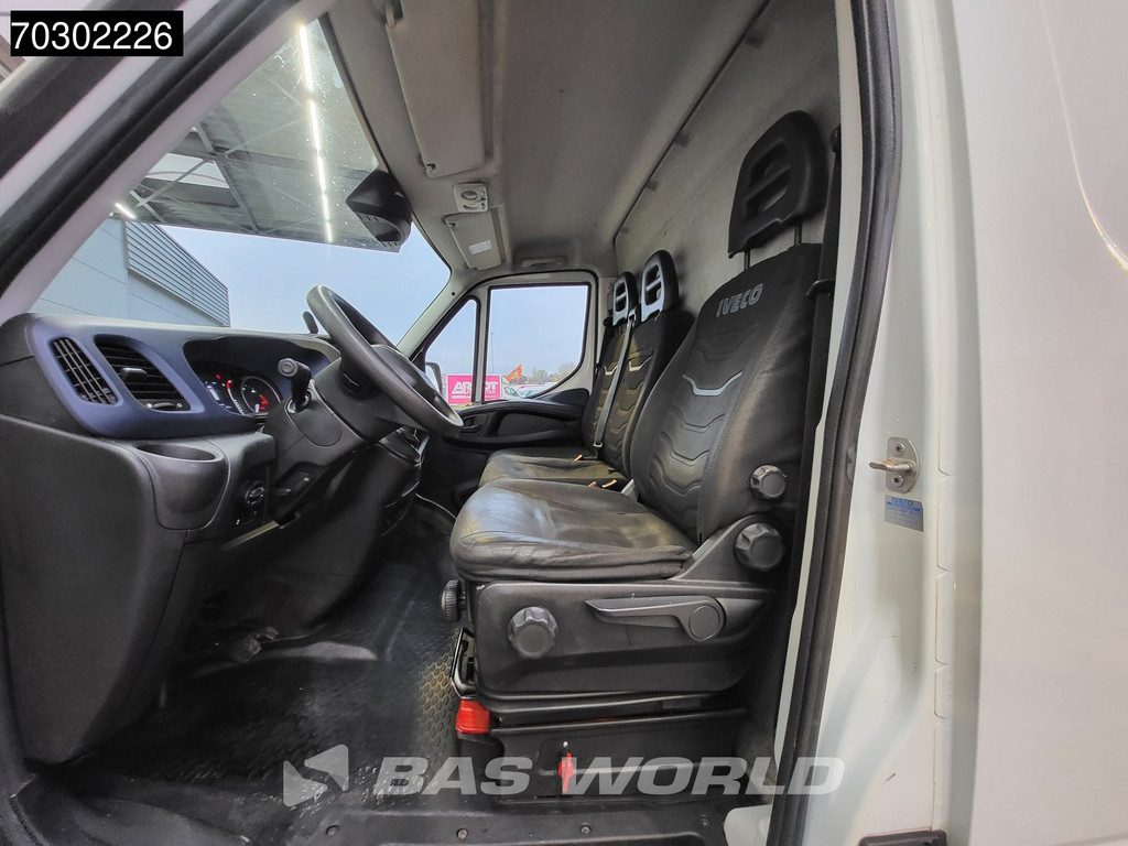 Iveco Daily 35S16 Automaat L2H2 3,5t Trekhaak 160PK ACC Navi Airco Cruise Camera Standkachel Euro6 L2 Airco Trekhaak 10