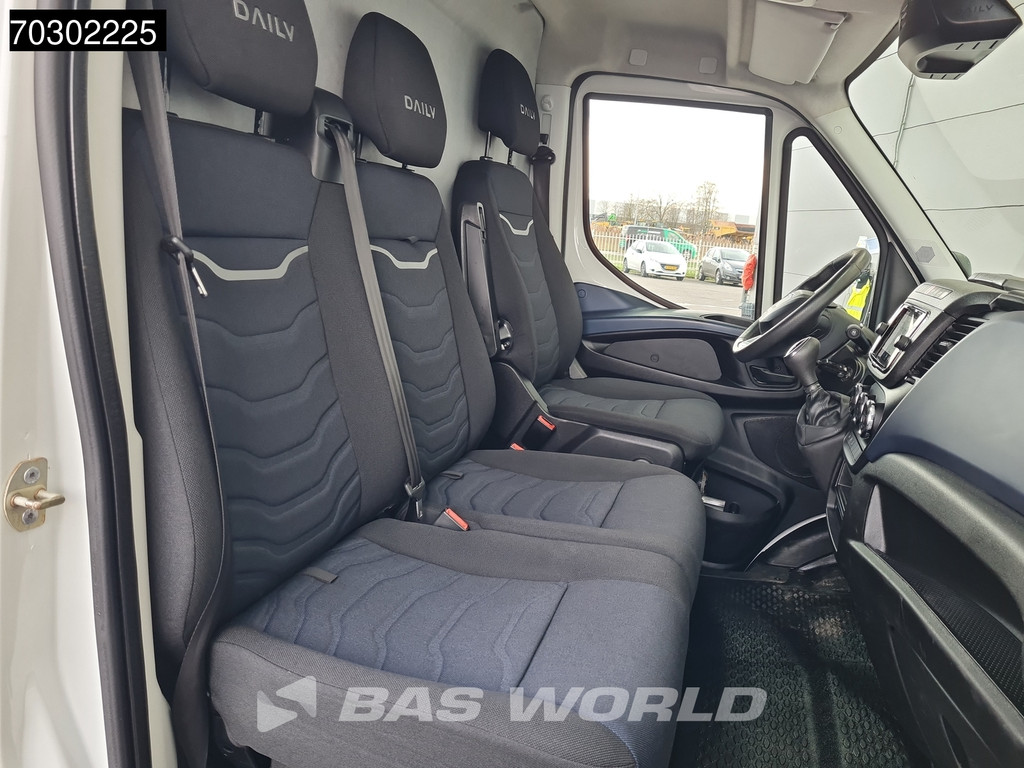 Iveco Daily 35S16 Automaat L2H2 3,5t Trekhaak LED ACC Navi Airco Camera Standkachel Euro6 L2 Airco Trekhaak 10