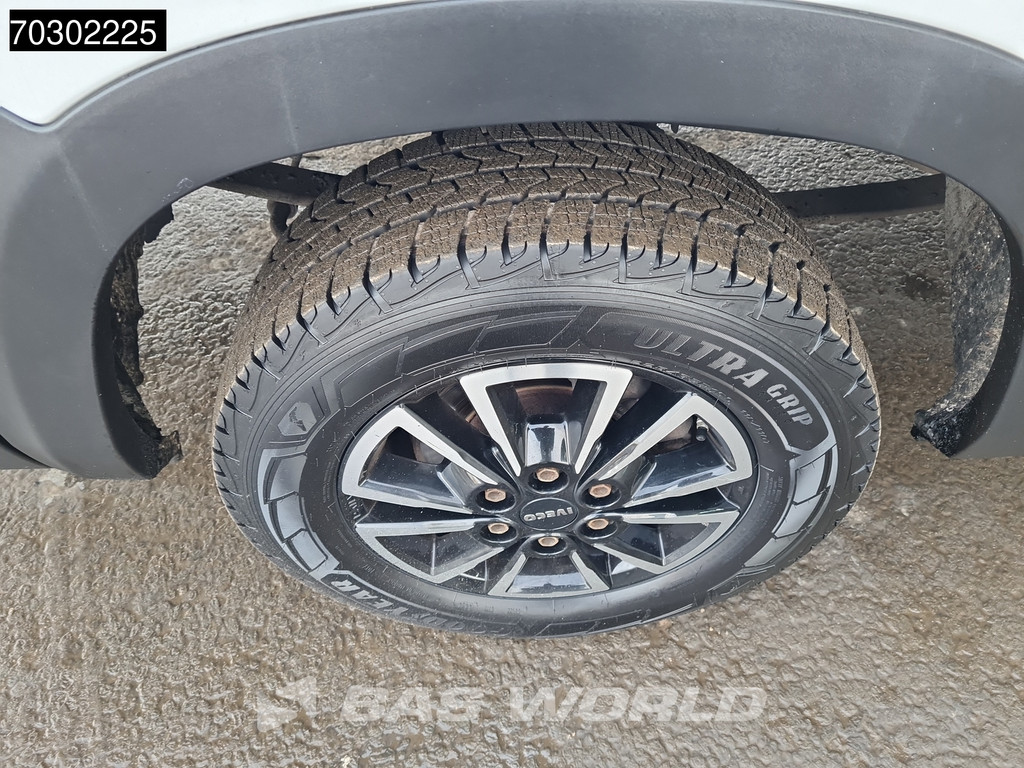 Iveco Daily 35S16 Automaat L2H2 3,5t Trekhaak LED ACC Navi Airco Camera Standkachel Euro6 L2 Airco Trekhaak 20