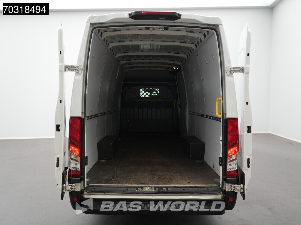 Iveco Daily 35S16 Automaat L3H2 160PK 3,5t Trekgewicht Airco Camera Parkeersensoren Euro6 L3 Airco 9
