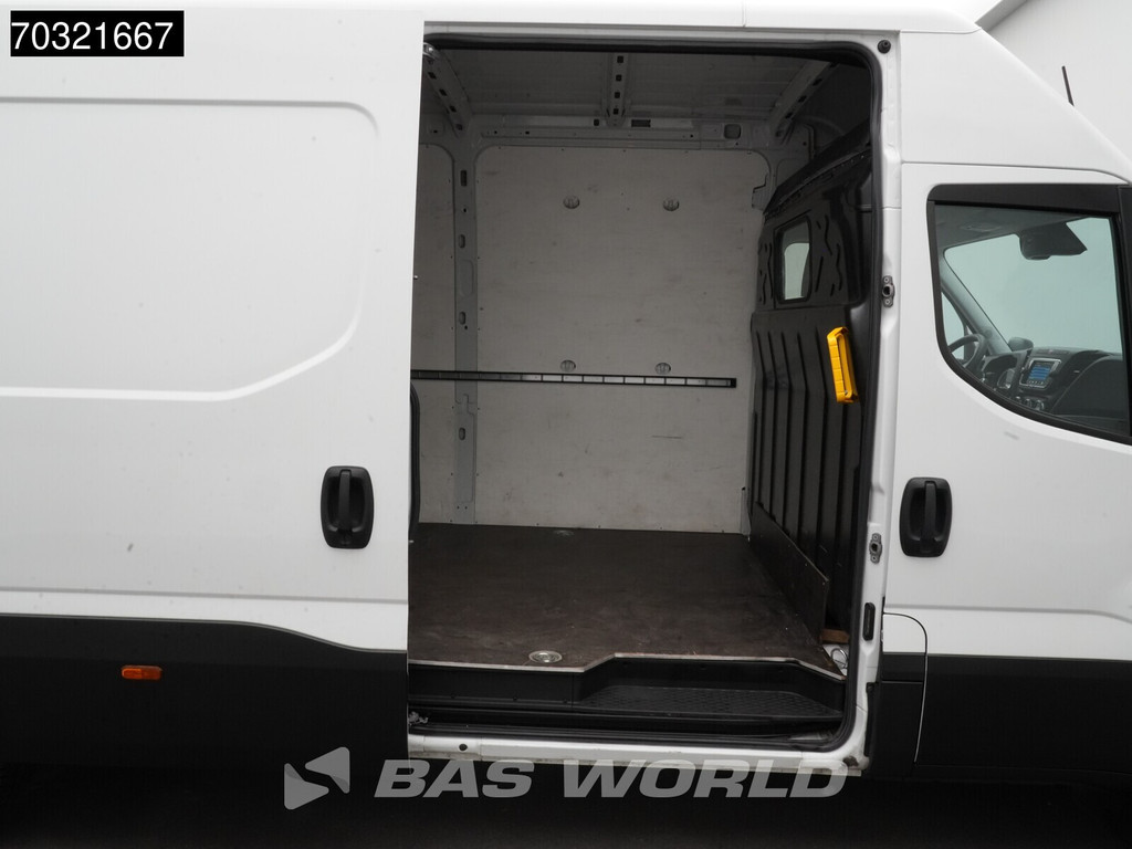 Iveco Daily 35S16 Automaat L3H2 160PK Airco Camera Parkeersensoren 3,5t Trekgewicht Euro6 L3 Airco 10