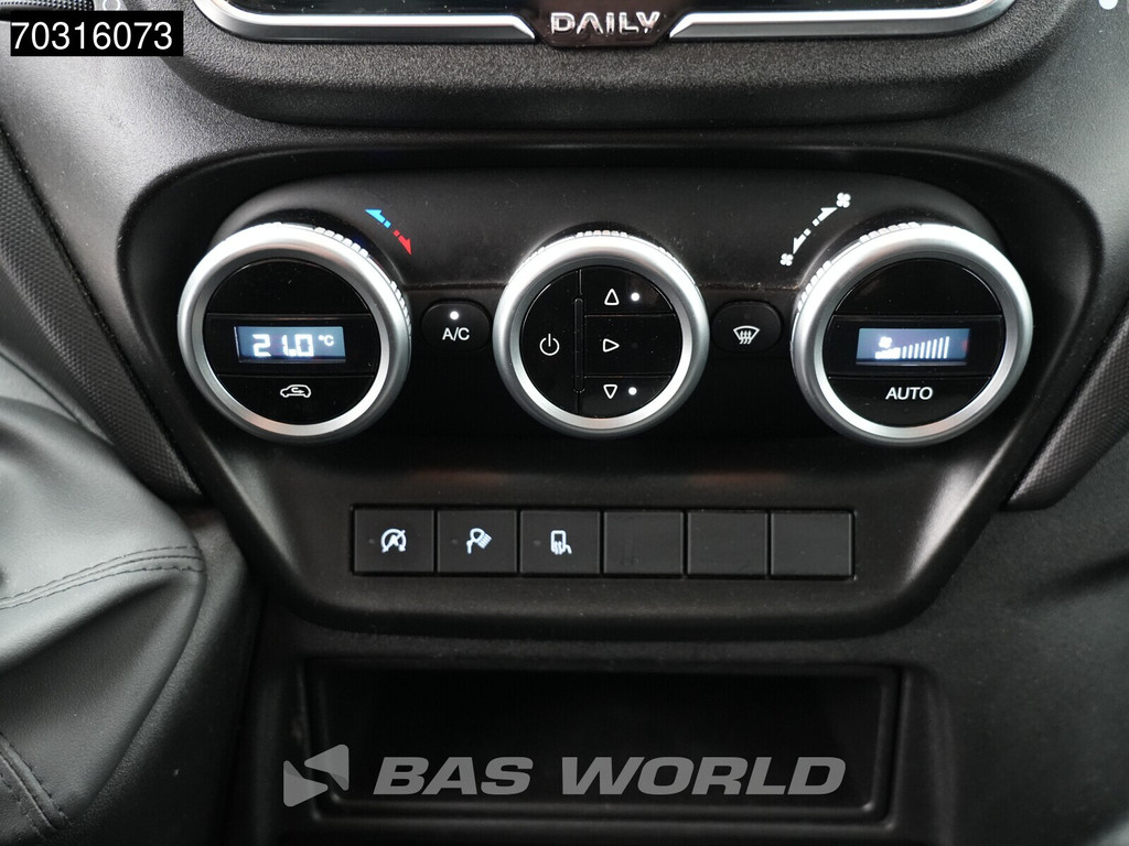 Iveco Daily 35S16 Automaat L3H2 160PK Airco Camera Parkeersensoren 3,5t Trekgewicht Euro6 L3 Airco 17