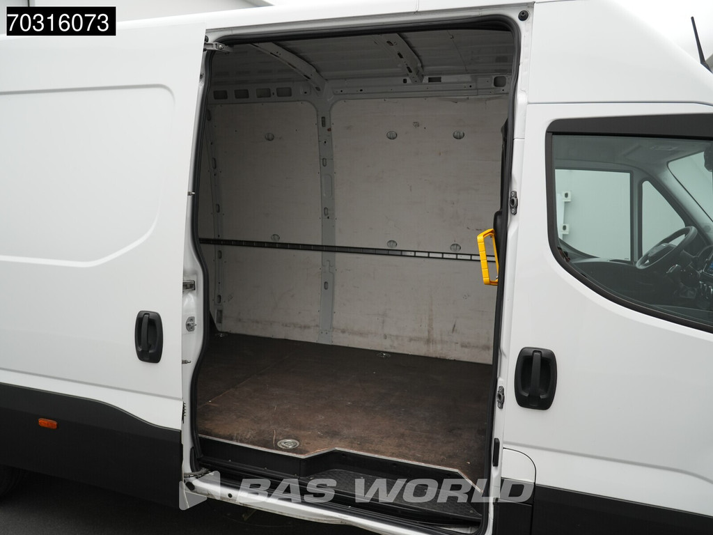 Iveco Daily 35S16 Automaat L3H2 160PK Airco Camera Parkeersensoren 3,5t Trekgewicht Euro6 L3 Airco 8