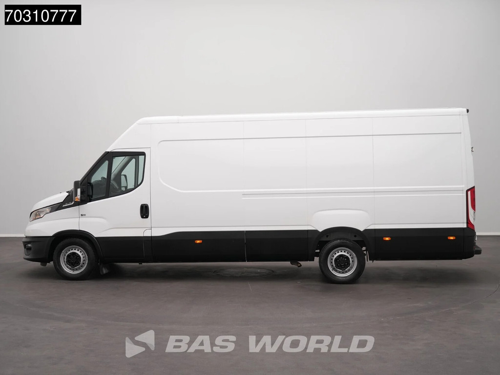 Iveco Daily 35S16 Automaat L3H2 3,5t Trekgewicht Airco Camera Parkeersensoren Euro6 L3 Airco Cruise control 12