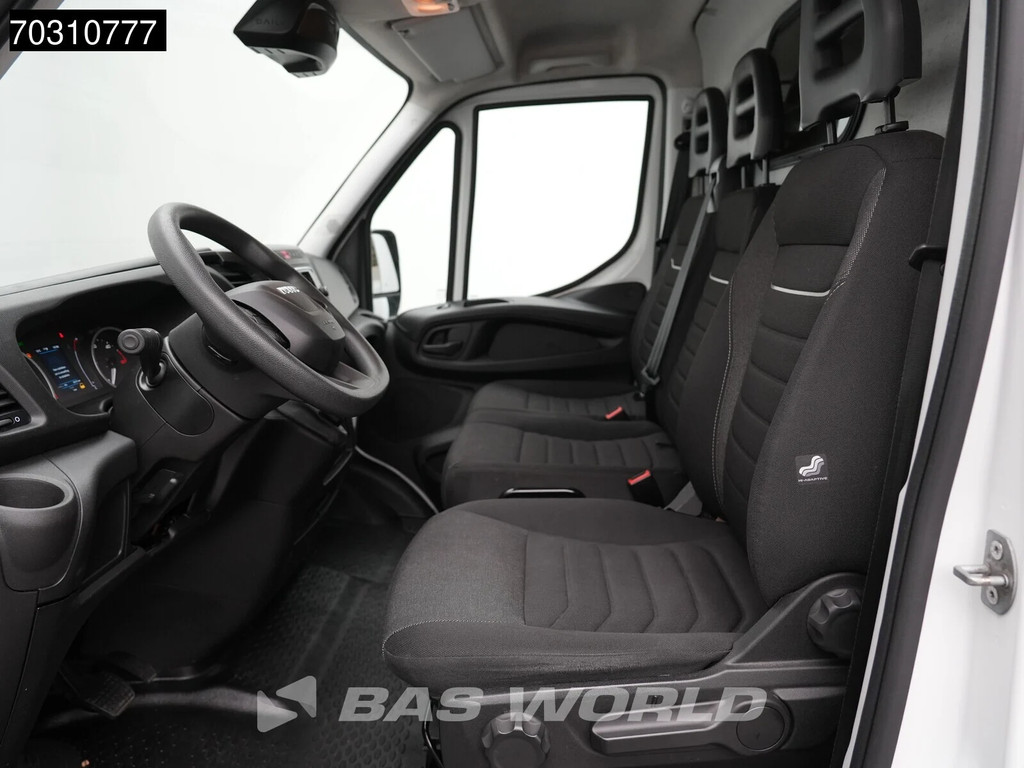 Iveco Daily 35S16 Automaat L3H2 3,5t Trekgewicht Airco Camera Parkeersensoren Euro6 L3 Airco Cruise control 15