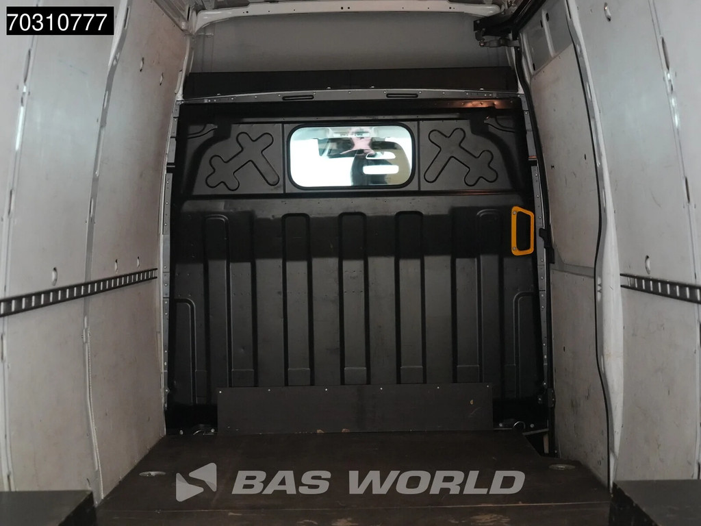 Iveco Daily 35S16 Automaat L3H2 3,5t Trekgewicht Airco Camera Parkeersensoren Euro6 L3 Airco Cruise control 17