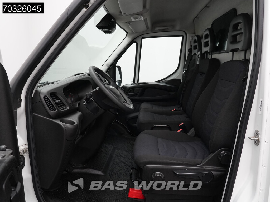 Iveco Daily 35S16 Automaat L3H2 Airco 3,5t Trekgewicht APK 01-2027 Euro6 L3 Airco 13