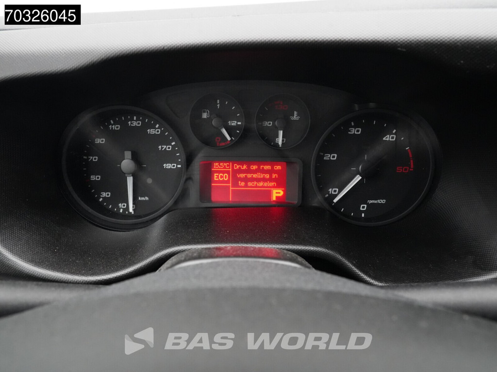 Iveco Daily 35S16 Automaat L3H2 Airco 3,5t Trekgewicht APK 01-2027 Euro6 L3 Airco 21