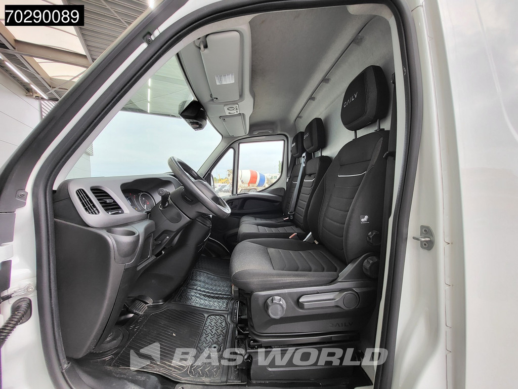 Iveco Daily 35S16 Automaat Ramp 3,5t Trekhaak 160PK L2H2 LED Navi Airco Cruise Camera Imperiaal Werkplaatsinrichting Euro6 L2 12m3 Airco Trekhaak Cruise control 19