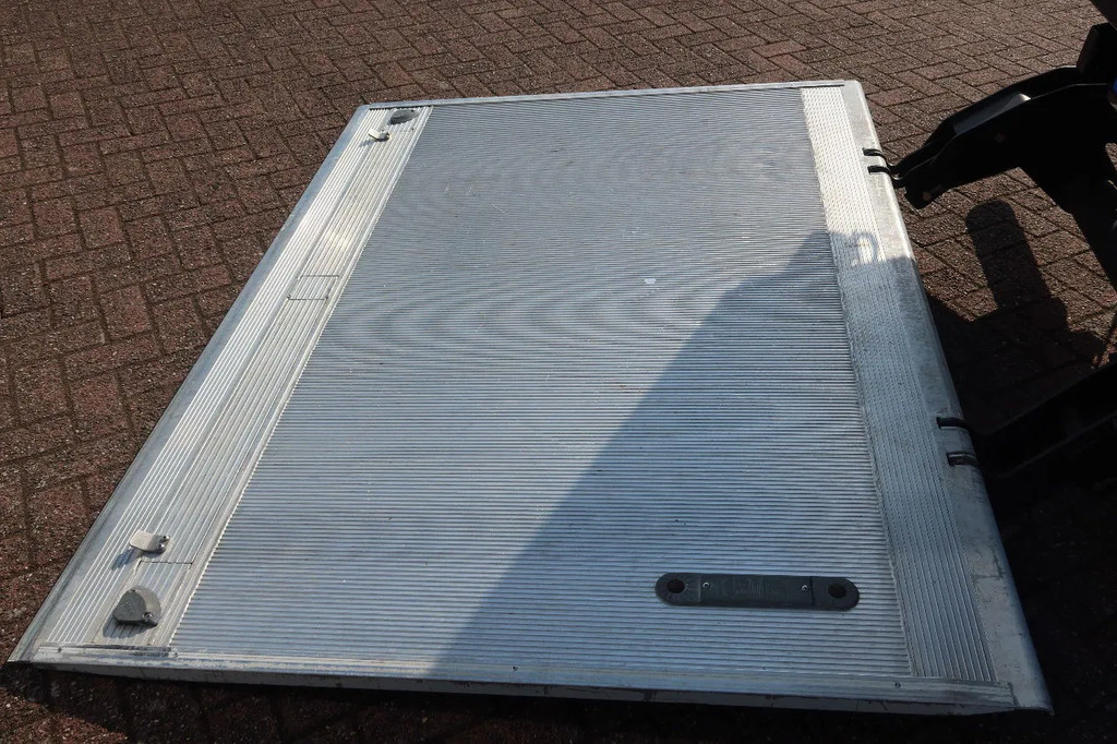 Iveco Daily 35S16 Bakwagen + Laadklep 750kg 13