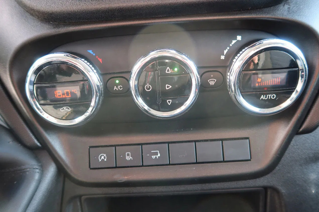 Iveco Daily 35S16 Bakwagen + Laadklep 750kg 8