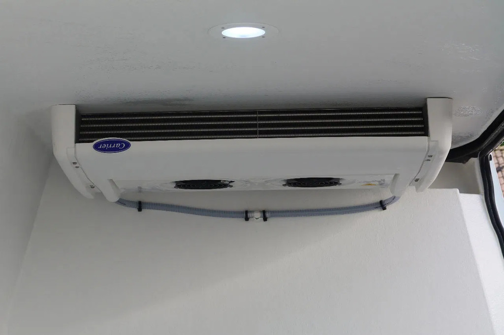 Iveco Daily 35S16 Iveco 35S16 L3/H2 Koel/Vries/ verwarmen Carrier Xarios 350 + 220 volt nacht aansluiting 10