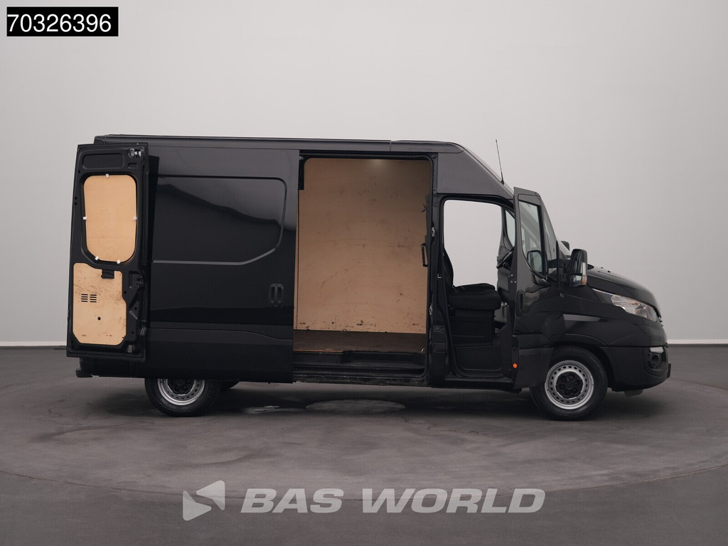 Iveco Daily 35S16 L2H2 Airco Cruise Parkeersensoren 3,5t Trekgewicht Euro6 L2 Airco Cruise control 7