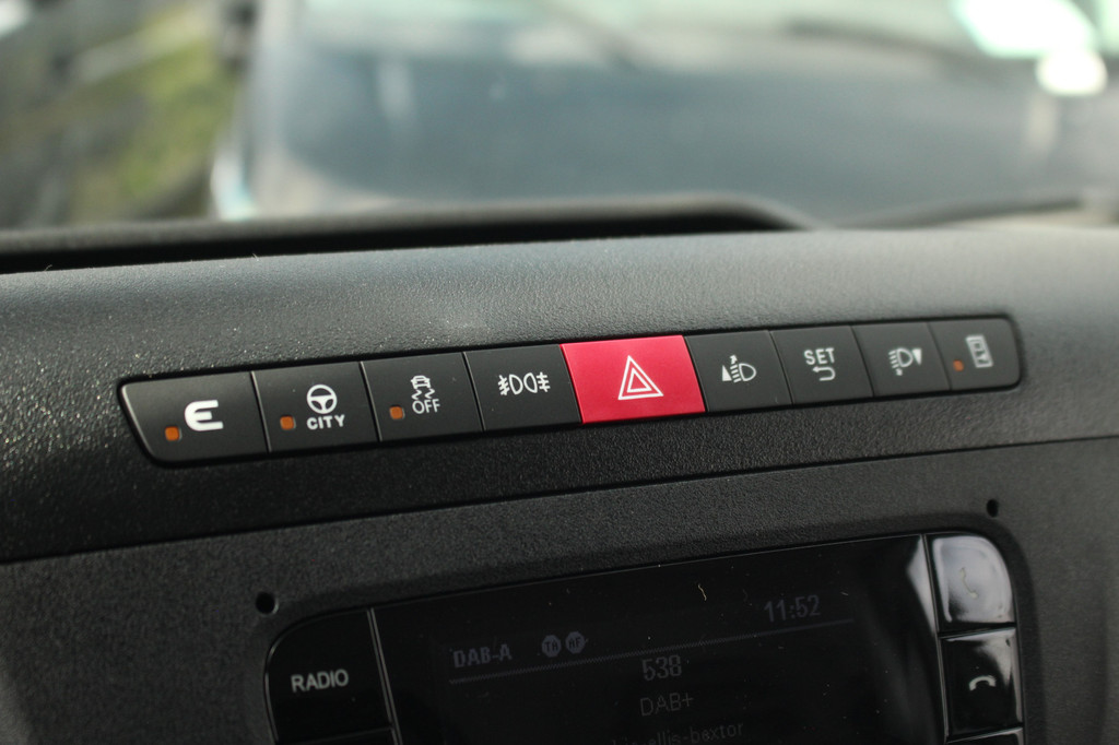 Iveco Daily 35S16V 2.3 160pk 410L L4H2 | Gev. Stoel | Cruise | 3500kg trekgew. | Lease 627,- p/m 20