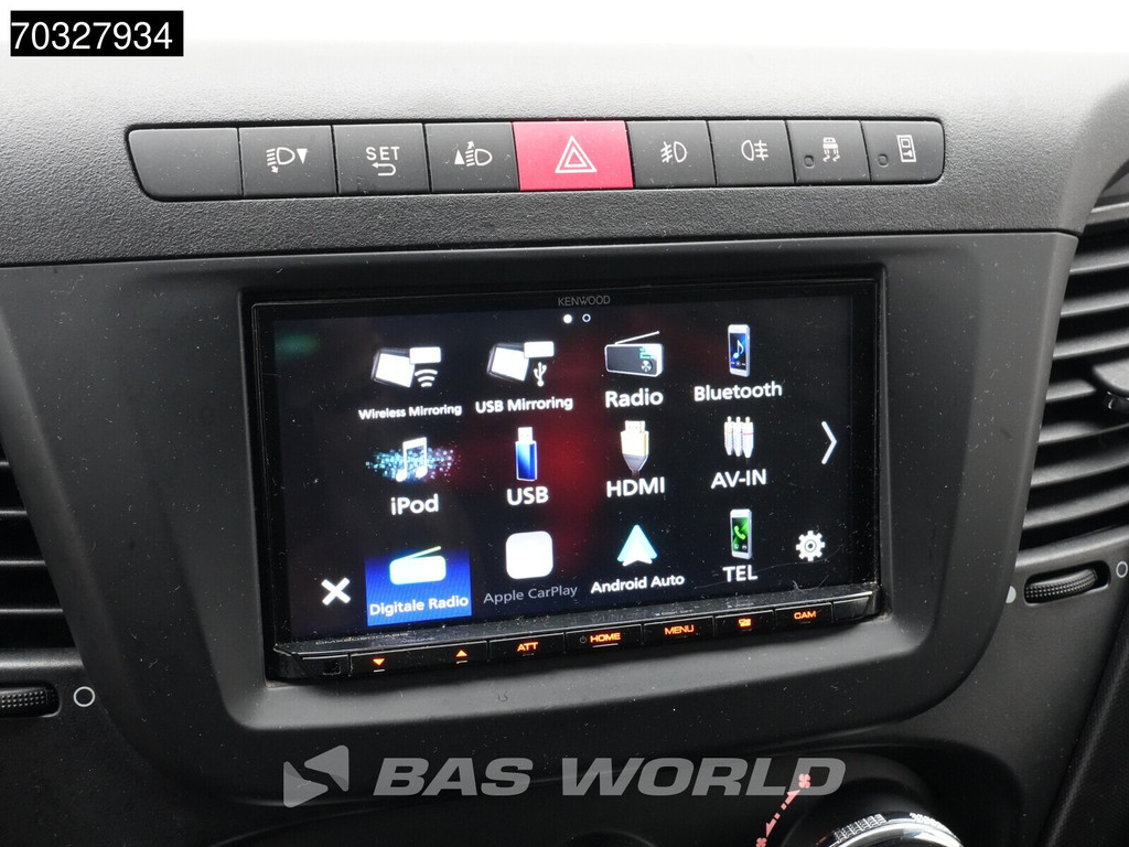 Iveco Daily 35S17 3.0L Automaat L2H2 3,5t Trekhaak 180PK Airco Cruise Camera Velgen Euro6 L2 Airco Trekhaak Cruise control 14
