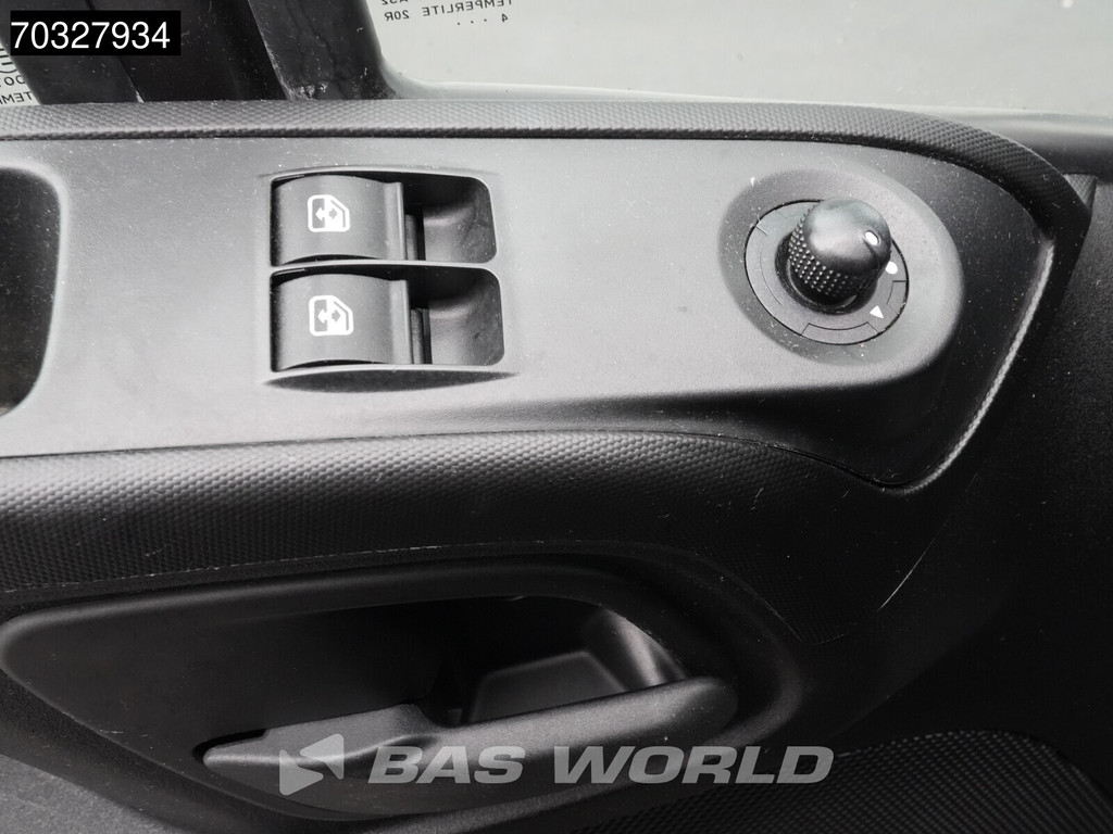 Iveco Daily 35S17 3.0L Automaat L2H2 3,5t Trekhaak 180PK Airco Cruise Camera Velgen Euro6 L2 Airco Trekhaak Cruise control 20