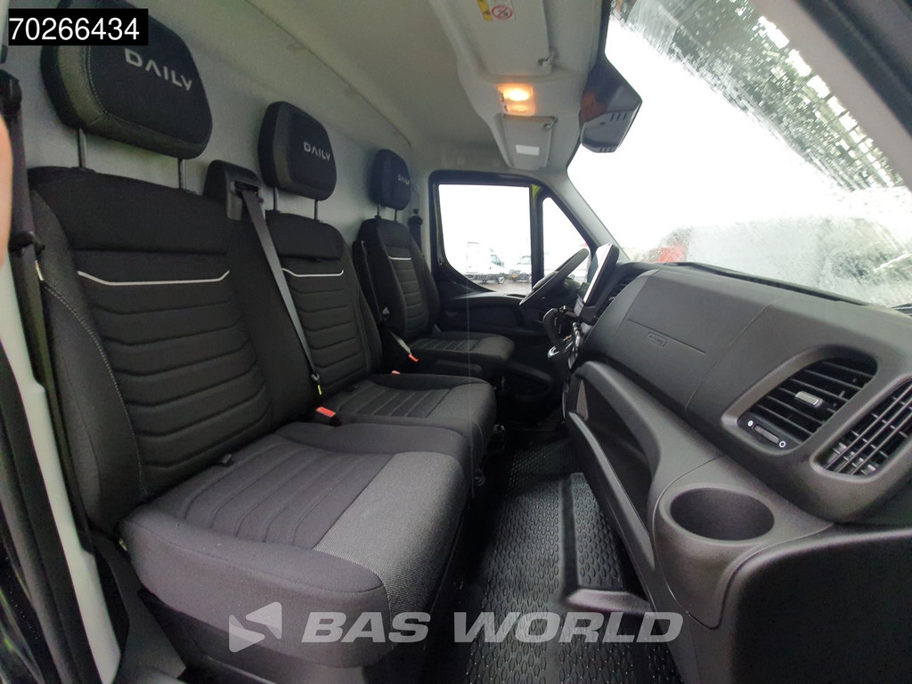Iveco Daily 35S18 180PK 3.0L Automaat 2025 model L3H2 ACC LED Navi Camera 16m3 Airco 13