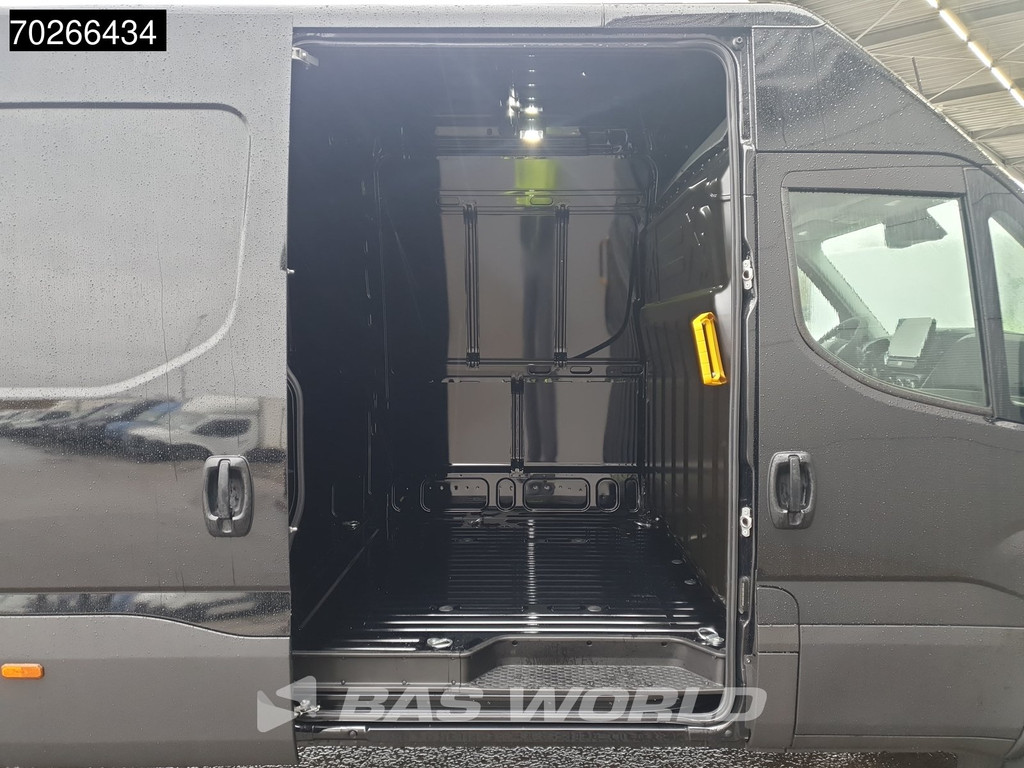 Iveco Daily 35S18 180PK 3.0L Automaat 2025 model L3H2 ACC LED Navi Camera 16m3 Airco 7