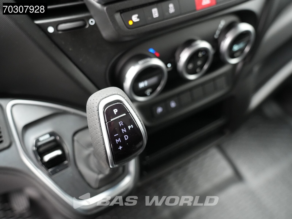 Iveco Daily 35S18 3.0L Automaat 180PK L3H2 3,5t Trekgewicht ACC Airco Camera Parkeersensoren Cruise CarPlay Euro6 L3 Airco 6