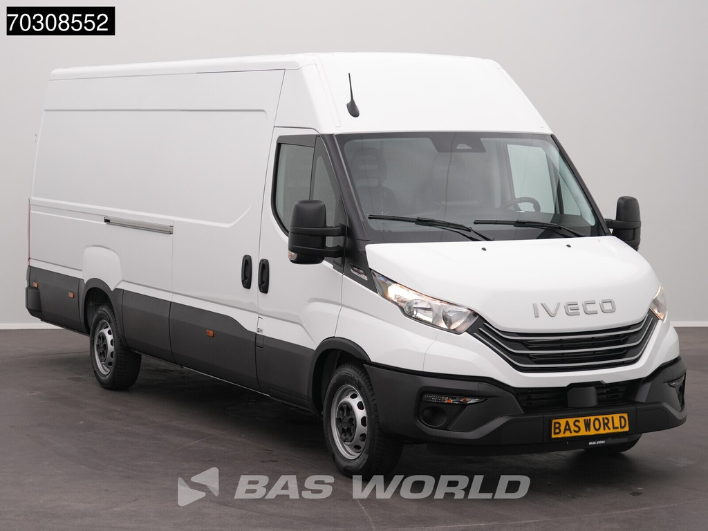 Iveco Daily 35S18 3.0L Automaat 180PK L3H2 ACC Airco Camera Parkeersensoren CarPlay Stoelverwarming 3,5t Trekgewicht Euro6 L3 Airco 7