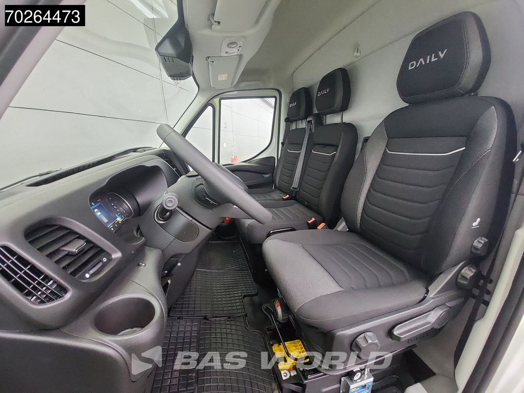 Iveco Daily 35S18 3.0L Automaat Autotransporter 2025model LED ACC Luchtvering Lier Zwaailamp Oprijwagen Cartransporter Airco Trekhaak 18