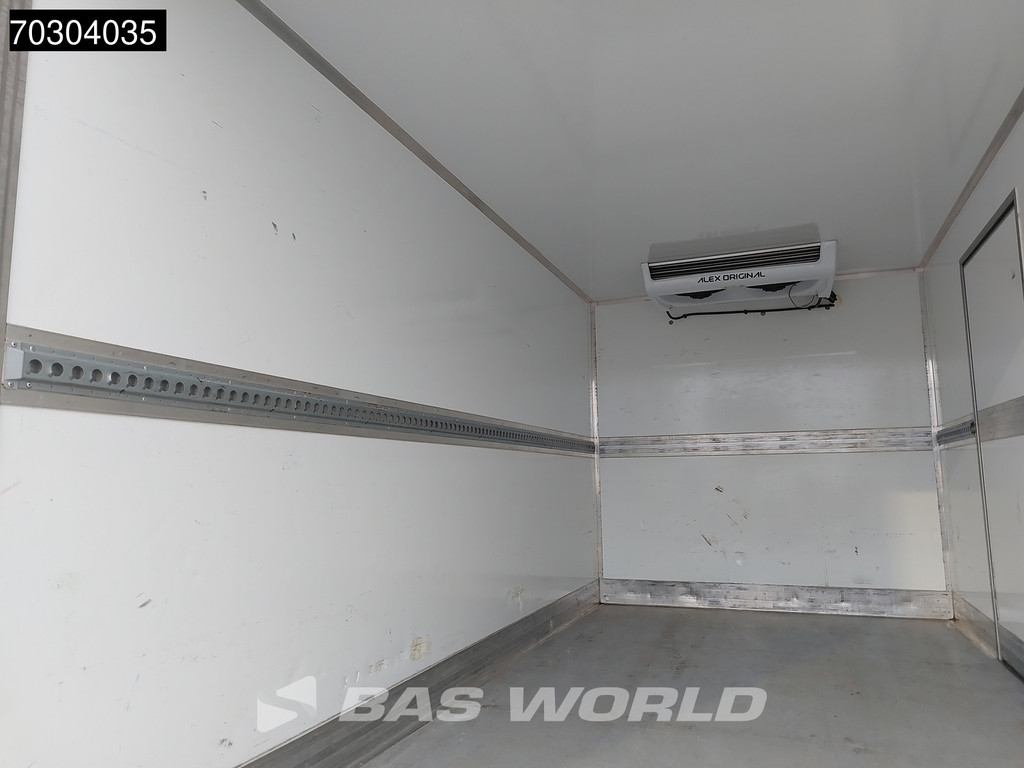 Iveco Daily 35S18 3.0L Automaat Koelwagen 230v Stekker Zijdeur Achterdeuren 180PK ACC LED Navi Airco Euro6 Bakwagen Gekoeld Koel Koeler Kühl Kühler Kühlwagen Kühlkoffer Airco 8