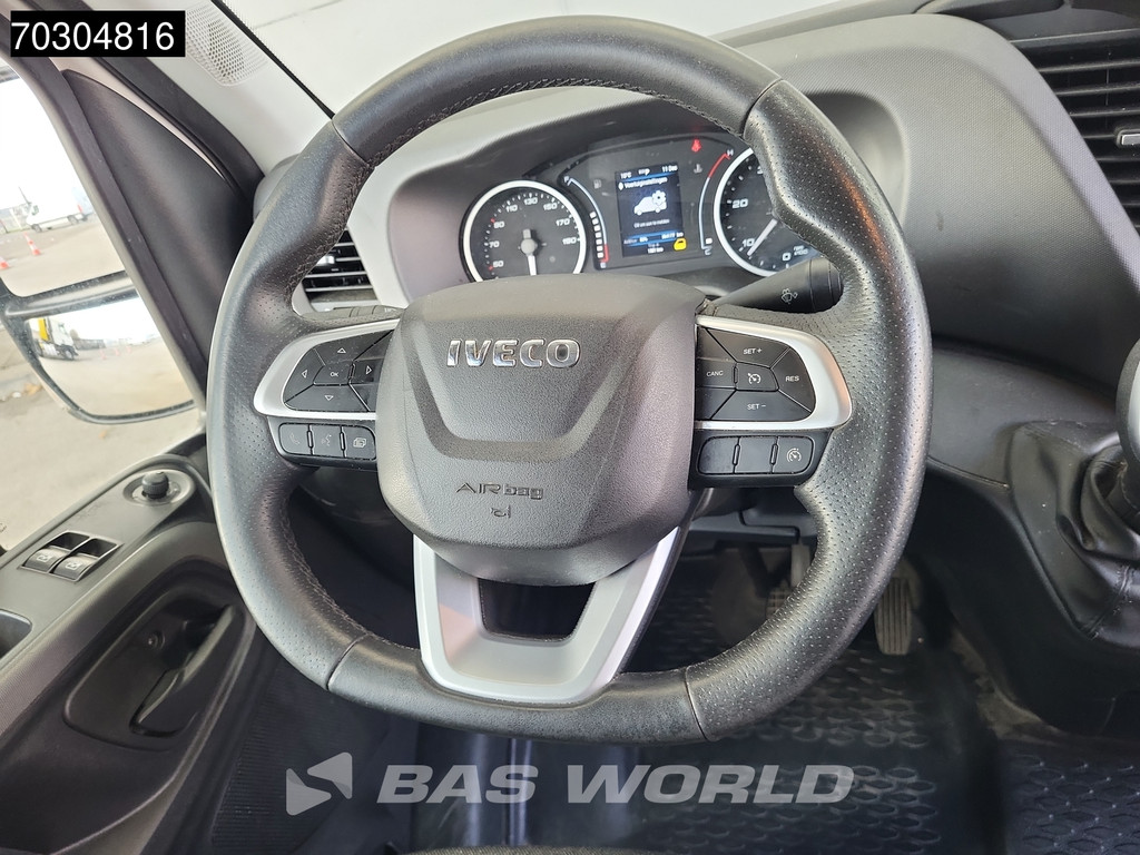 Iveco Daily 35S18 3.0L Automaat L2H2 3,5t Trekhaak 190PK LED Airco Cruise Euro6 L2 Airco Trekhaak Cruise control 18
