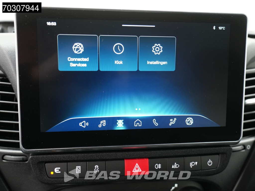 Iveco Daily 35S18 3.0L Automaat L3H2 180PK ACC Airco Camera Parkeersensoren 3,5t Trekgewicht Euro6 L3 Airco 14