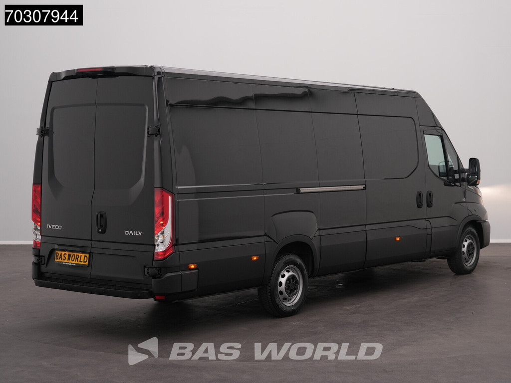 Iveco Daily 35S18 3.0L Automaat L3H2 180PK ACC Airco Camera Parkeersensoren 3,5t Trekgewicht Euro6 L3 Airco 7