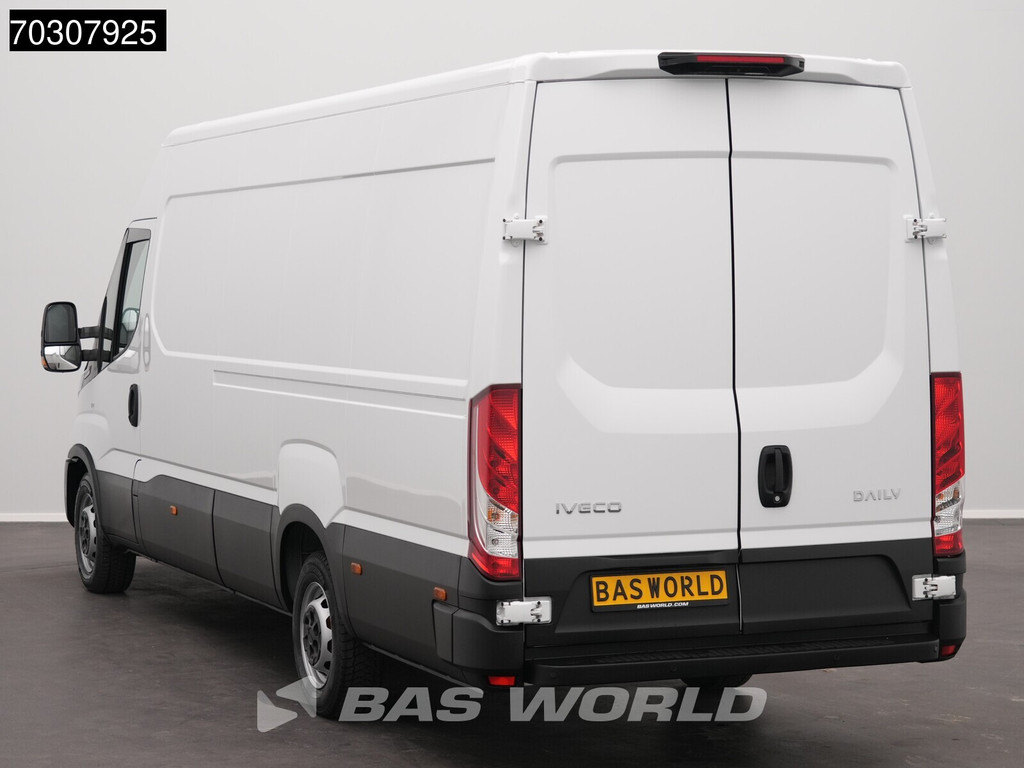 Iveco Daily 35S18 3.0L Automaat L3H2 180PK ACC Airco Cruise Camera Parkeersensoren CarPlay 3,5t Trekgewicht Euro6 L3 Airco 2