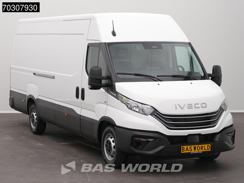 Iveco Daily 35S18 3.0L Automaat L3H2 180PK ACC Airco Cruise Camera Parkeersensoren Stoelverwarming 3,5t Trekgewicht Euro6 L3 Airco 6