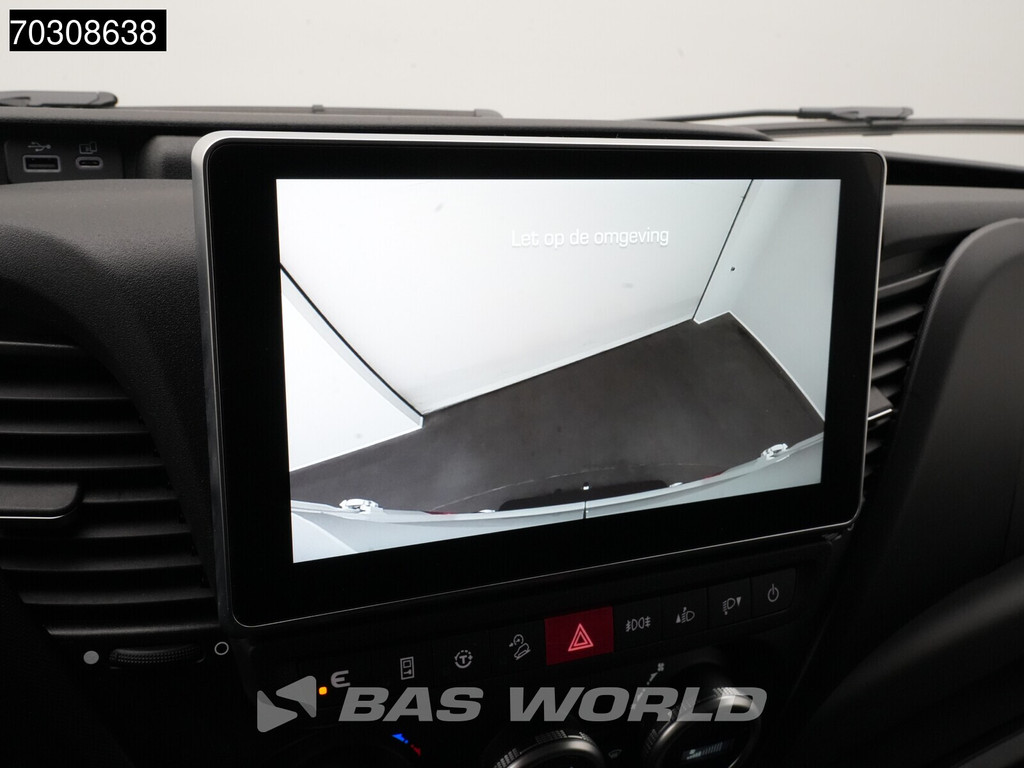 Iveco Daily 35S18 3.0L Automaat L4H3 180PK ACC LED Airco Camera CarPlay Parkeersensoren 3,5t Trekgewicht 19m3 Euro6 L4 Hoog Dak Airco Trekhaak 15