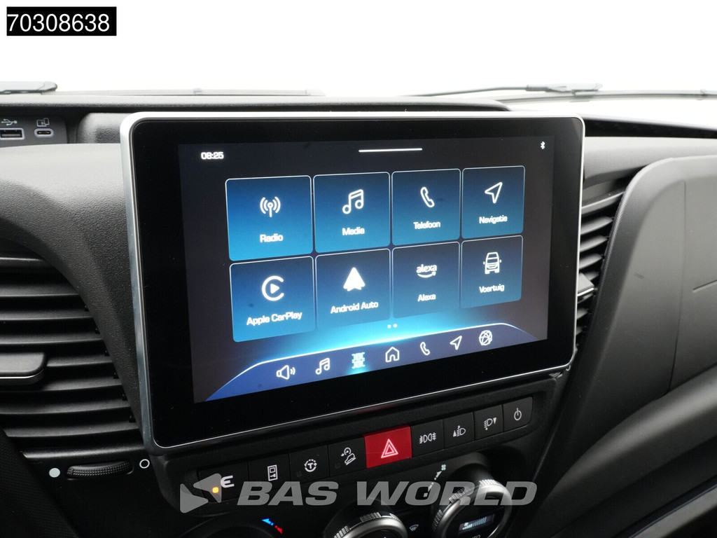 Iveco Daily 35S18 3.0L Automaat L4H3 180PK ACC LED Airco Camera CarPlay Parkeersensoren 3,5t Trekgewicht 19m3 Euro6 L4 Hoog Dak Airco Trekhaak 21
