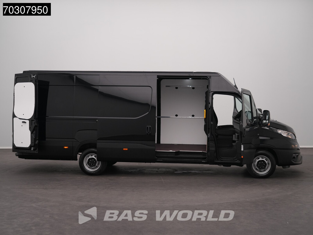 Iveco Daily 35S18 3.0L Automatic L3H2 180HP ACC Airco Cruise Camera Parking Sensors CarPlay Seatheating 3,5t Towing Capacity Euro6 L3 Airco 8