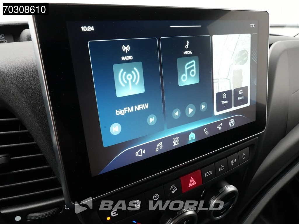 Iveco Daily 35S18 3.0L Hoog Dak Automaat L2H3 3,5t Trekhaak 180PK LED ACC Navi Airco Camera CarPlay Parkeersensoren Euro6 L2 Airco Trekhaak 14
