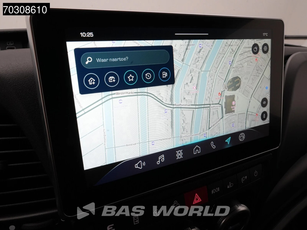 Iveco Daily 35S18 3.0L Hoog Dak Automaat L2H3 3,5t Trekhaak 180PK LED ACC Navi Airco Camera CarPlay Parkeersensoren Euro6 L2 Airco Trekhaak 16