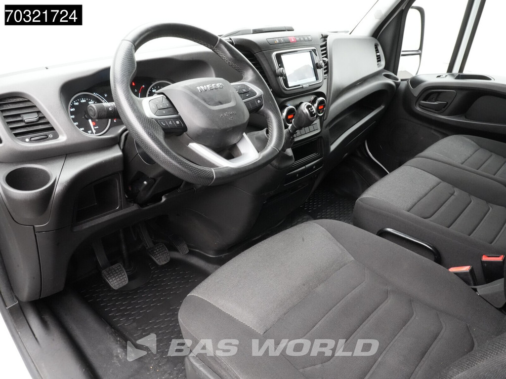 Iveco Daily 35S18 3.0L L2H2 180PK Navi Airco Cruise Camera 3,5t Trekgewicht Euro6 L2 Airco Cruise control 3