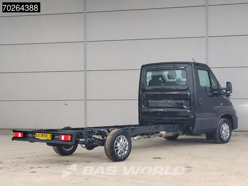 Iveco Daily 35S18 BPM VRIJ! Automaat BPM VRIJ! 410WB Chassis Cabine LED Navi ACC Camera Fahrgestell Airco 5