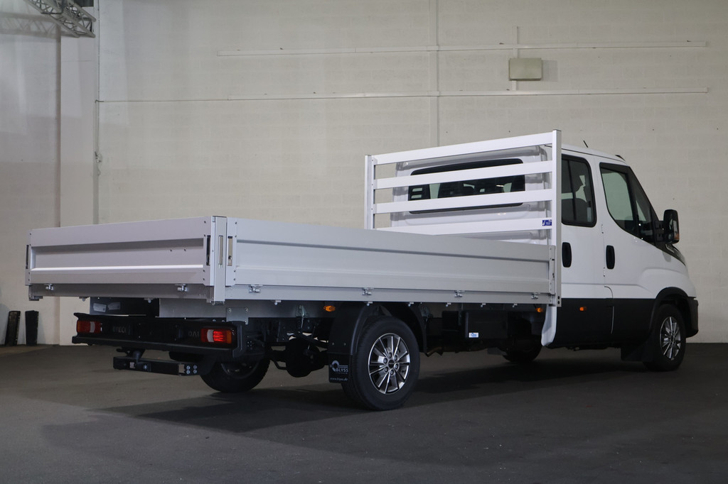 Iveco Daily 35S18 Hi-Matic Open Laadbak DC 3.5T Trekhaak (7 persoons) 9