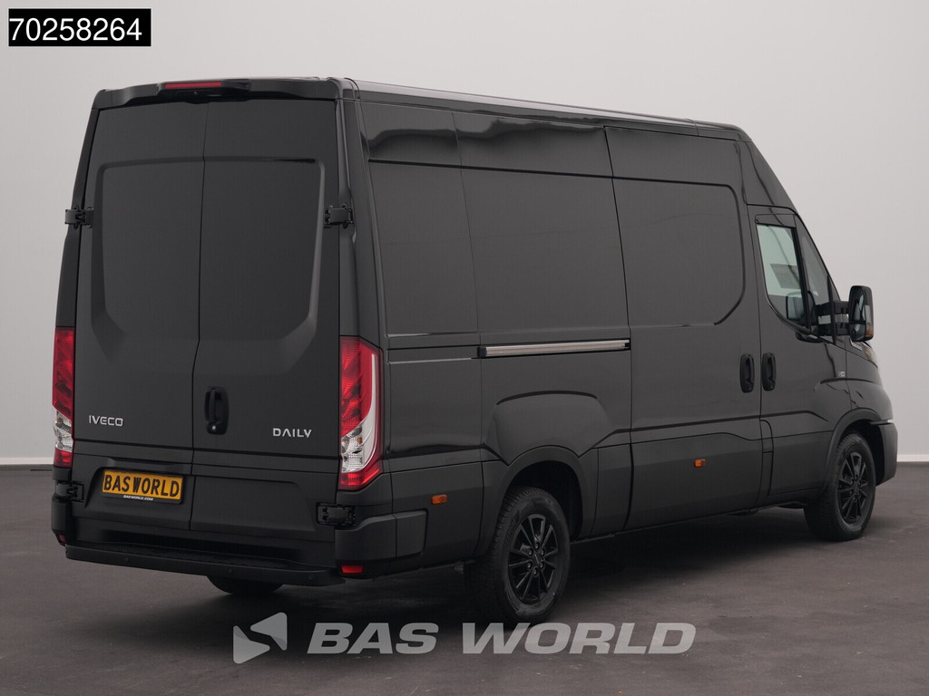Iveco Daily 35S21 210PK 3.0L Automaat Black Ed. 2025 model L2H2 ACC LED CarPlay Velgen Camera 12m3 Airco 2