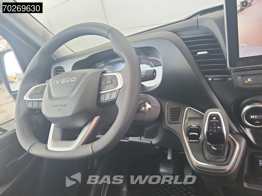 Iveco Daily 35S21 210PK 3.0L Black Edition 2025 model ACC LED Trekhaak Camera Navi 12m3 Airco Trekhaak 17