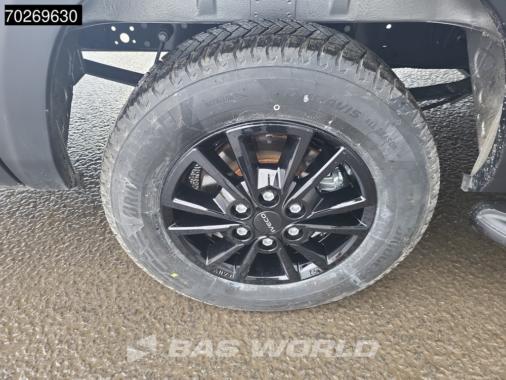 Iveco Daily 35S21 210PK 3.0L Black Edition 2025 model ACC LED Trekhaak Camera Navi 12m3 Airco Trekhaak 7