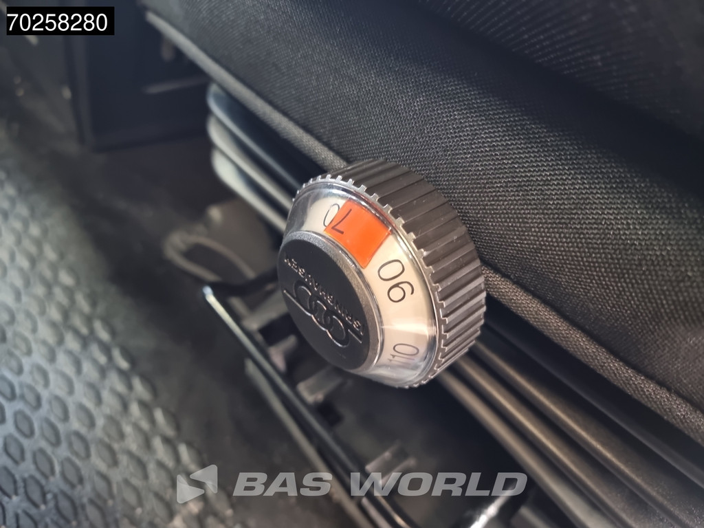 Iveco Daily 35S21 3.0L Automaat 210PK L2H2 2025-Model 3,5t Trekvermogen ACC LED CarPlay Camera Parkeersensoren Euro6 L2 12m3 Airco 21