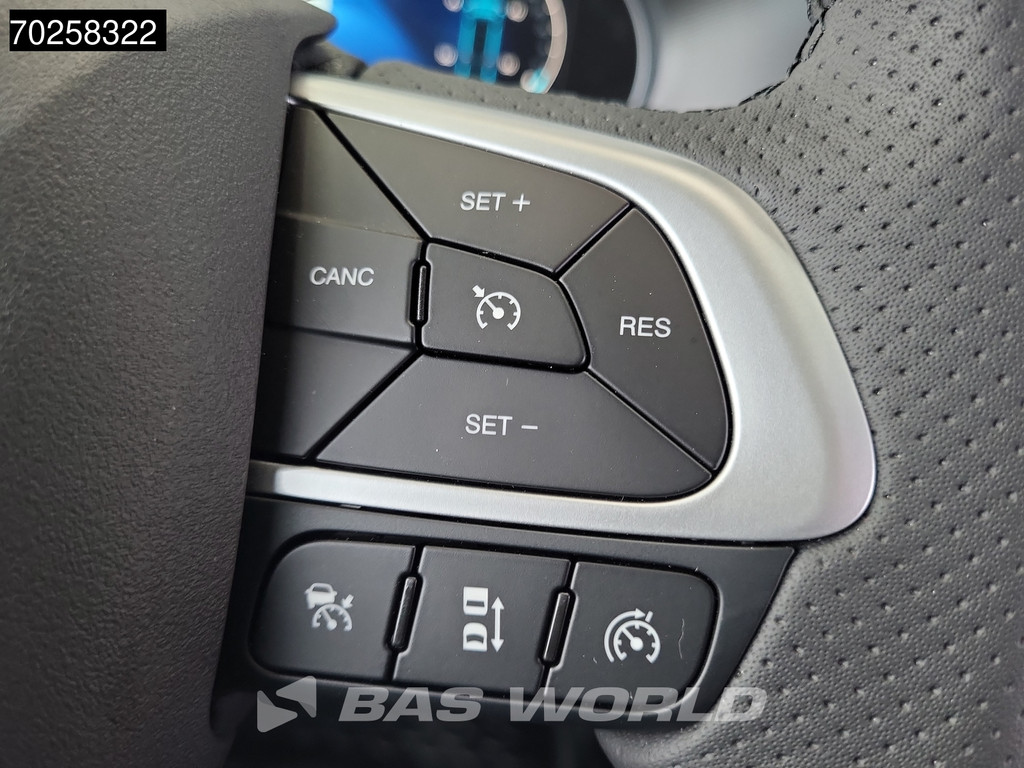 Iveco Daily 35S21 3.0L Automaat 210PK L2H2 2025-Model 3,5t Trekvermogen ACC LED CarPlay Camera Parkeersensoren Velgen Euro6 L2 12m3 Airco 16